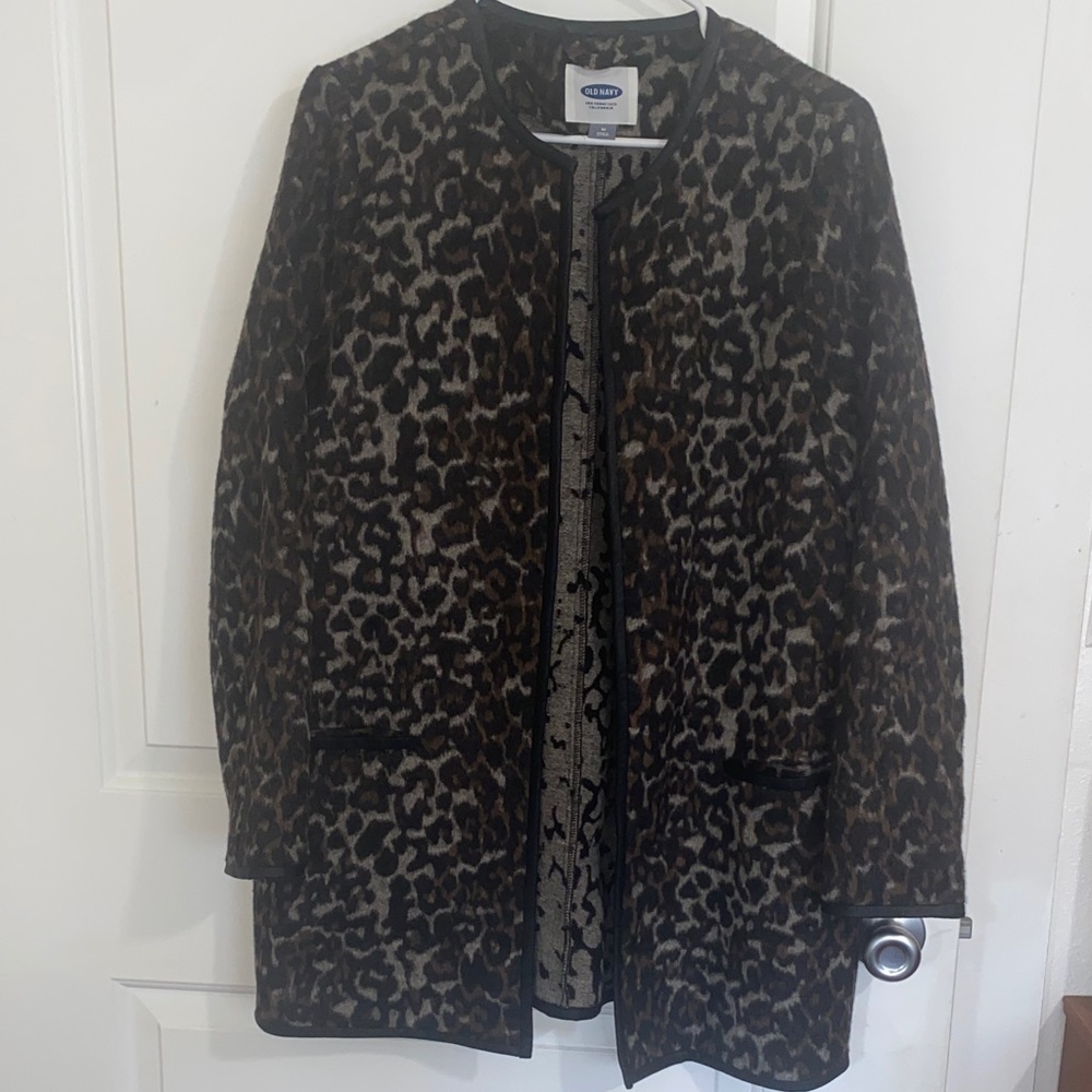 Old Navy Leopard Print Blazer in Black and Brown